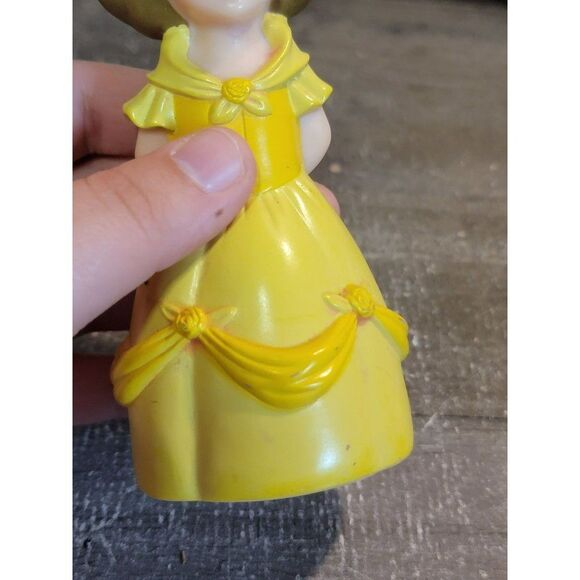 Disney yellow dress Belle Beauty and the Beast toy figure - Picture 2 of 7